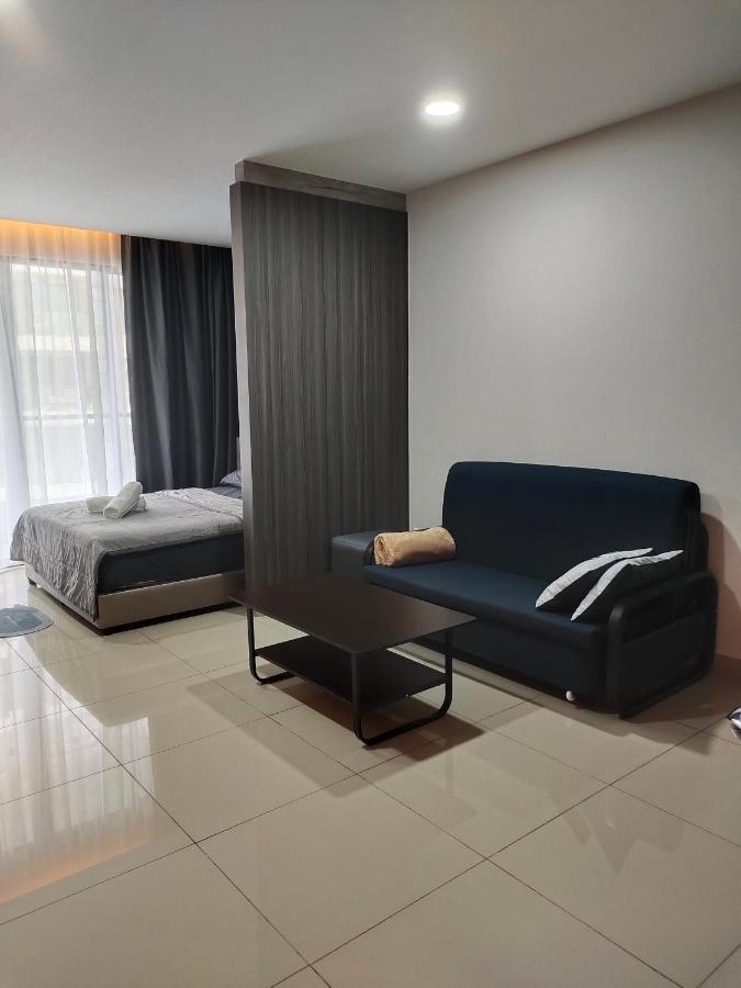 דירות Batu Caves Urban360 Pool View With Netflix And Wifi מראה חיצוני תמונה